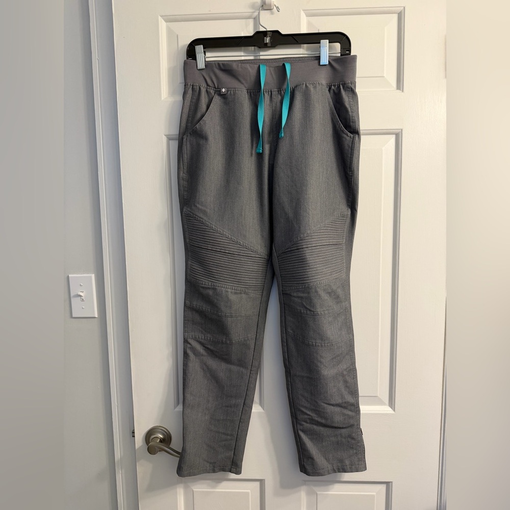 Gray women’s  FIG scrub pants